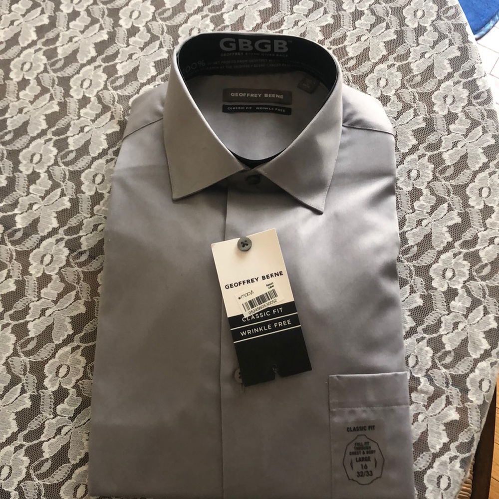 Men’s shirt NWT classic fit wrinkle free